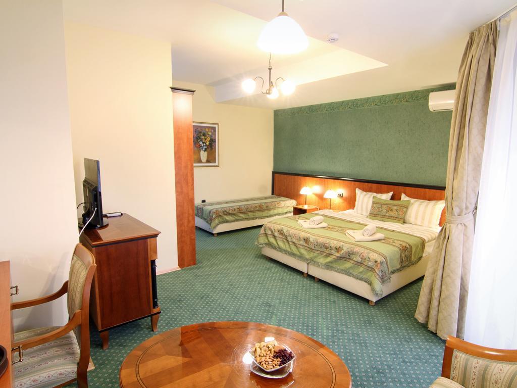 Hotel Monako & Fish Restaurant Skopje Room photo