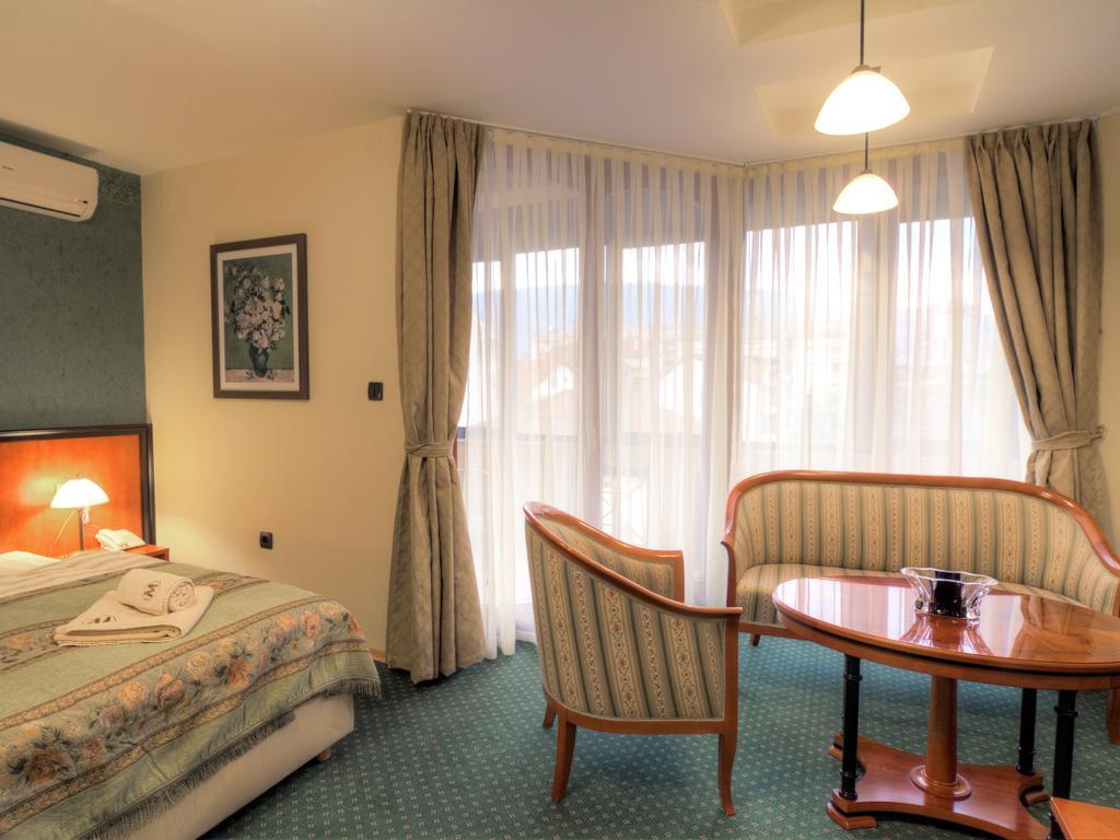 Hotel Monako & Fish Restaurant Skopje Room photo