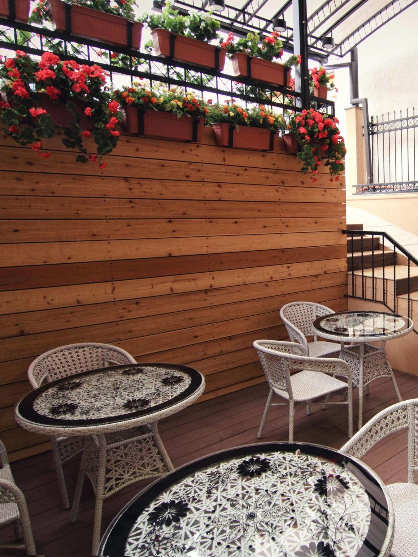 Hotel Monako & Fish Restaurant Skopje Exterior photo